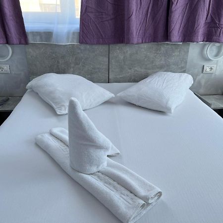Hotel Ama World Constanţa Esterno foto